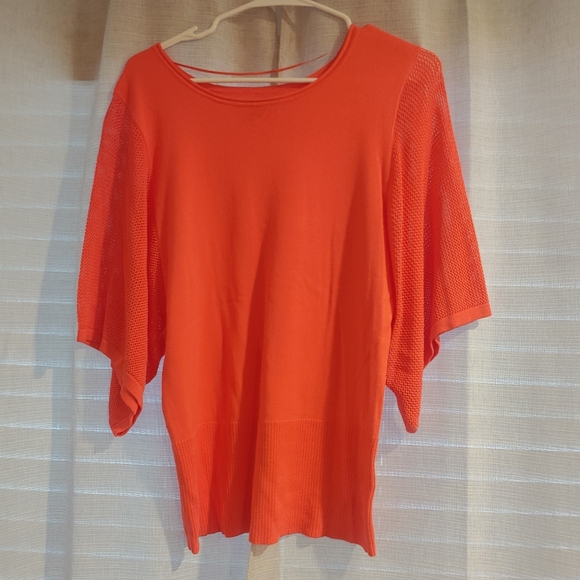 Top - Picture 3 of 3